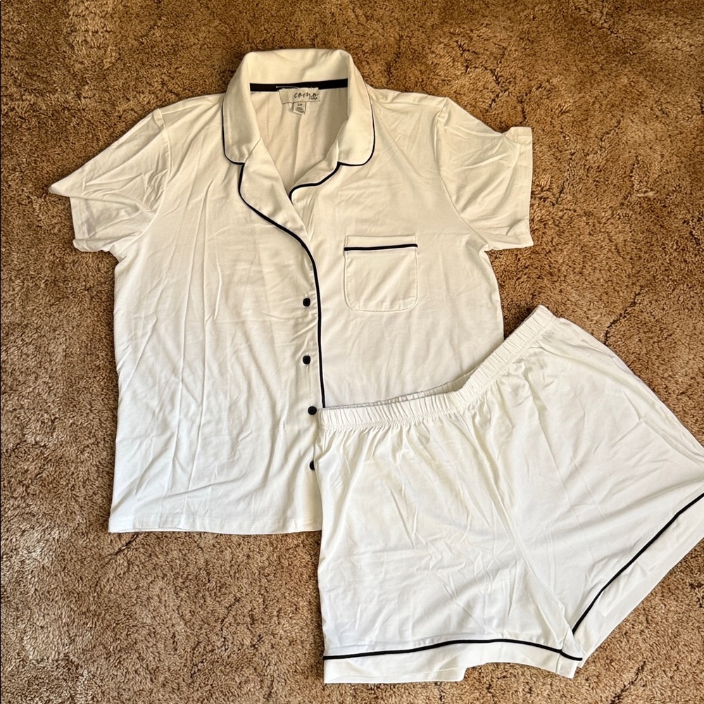 White Pajama Set with Black Trim NWOT Size Small